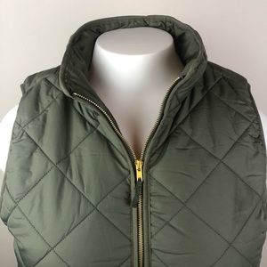 Super Cute Olive Green Quilted Vest